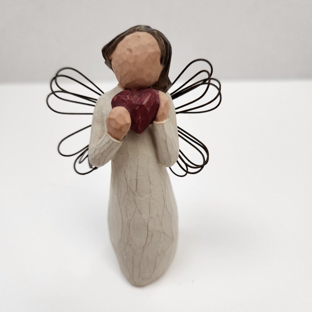 Vintage Willow Tree Angel Of Heart Sculpted Hand Painted Figure 4.25" Wings 2000